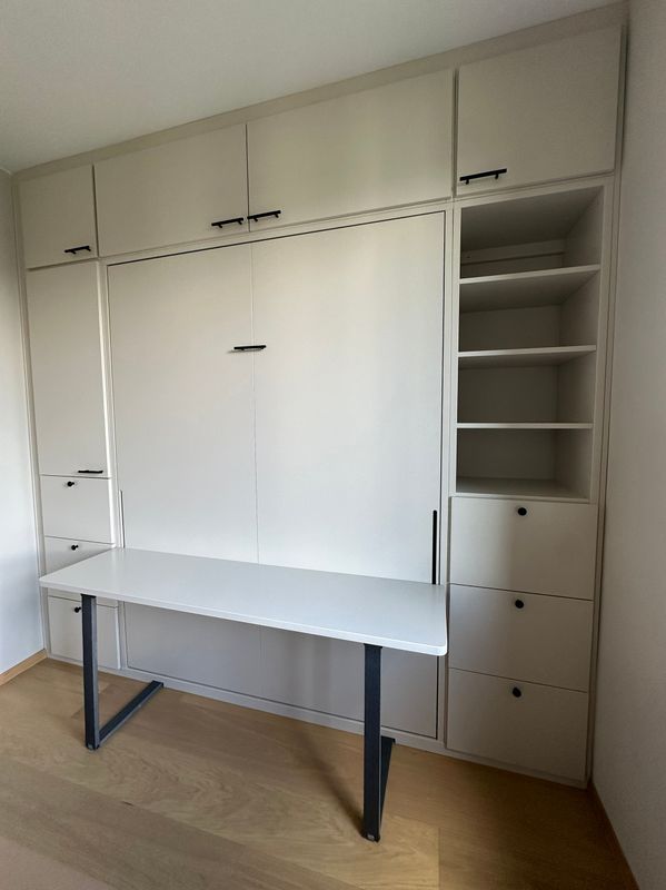 Garderobe Hel vegg