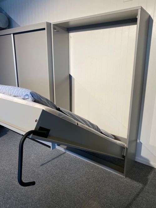 Hovedbilde Vertikal seng 160